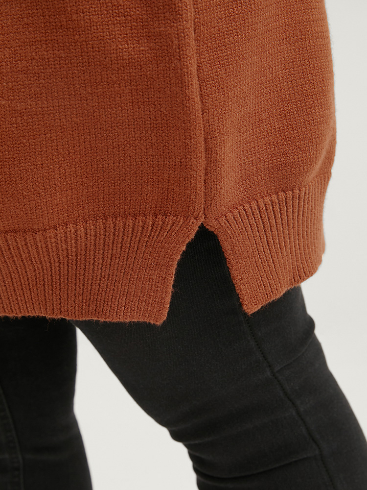 

Plus Size Solid Pointelle Knit V Neck Sleeveless Knit Top Brown Women Elegant Sleeveless V-neck Dailywear Pullovers BloomChic