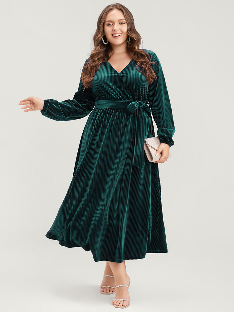 

Plus Size Striped Velvet Pocket Lantern Sleeve Belted Wrap Dress DarkGreen Women Glamour Pocket V-neck Long Sleeve Curvy Midi Dress BloomChic