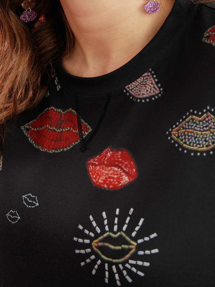 Plus Size Women Dailywear Lip Print Slit Regular Regular Sleeve Long Sleeve Round Neck Casual Sweatshirts BloomChic 