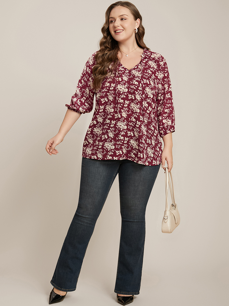 Plus Size Scarlet Floral Print Lantern Sleeve Tie V Neck Blouse Women Elegant Elbow-length sleeve V-neck Dailywear Blouses BloomChic 14-16/1X 