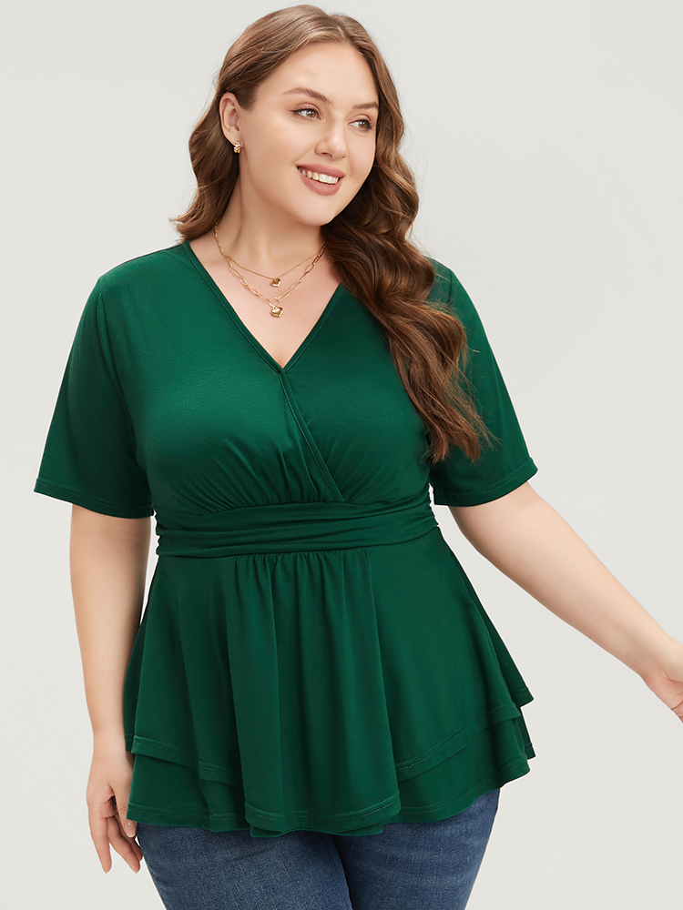 

Plus Size Plain Surplice Neck Gathered Ruffles Asymmetrical Hem T-shirt DarkGreen V-neck Short sleeve Elegant Jersey Tops