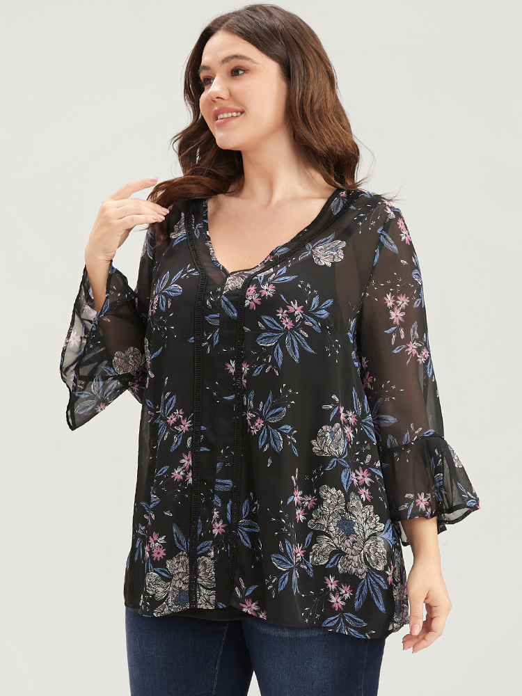 

Plus Size Midnight Floral Print Bell Sleeve Mesh V Neck Blouse Women Elegant Elbow-length sleeve V-neck Dailywear Blouses BloomChic