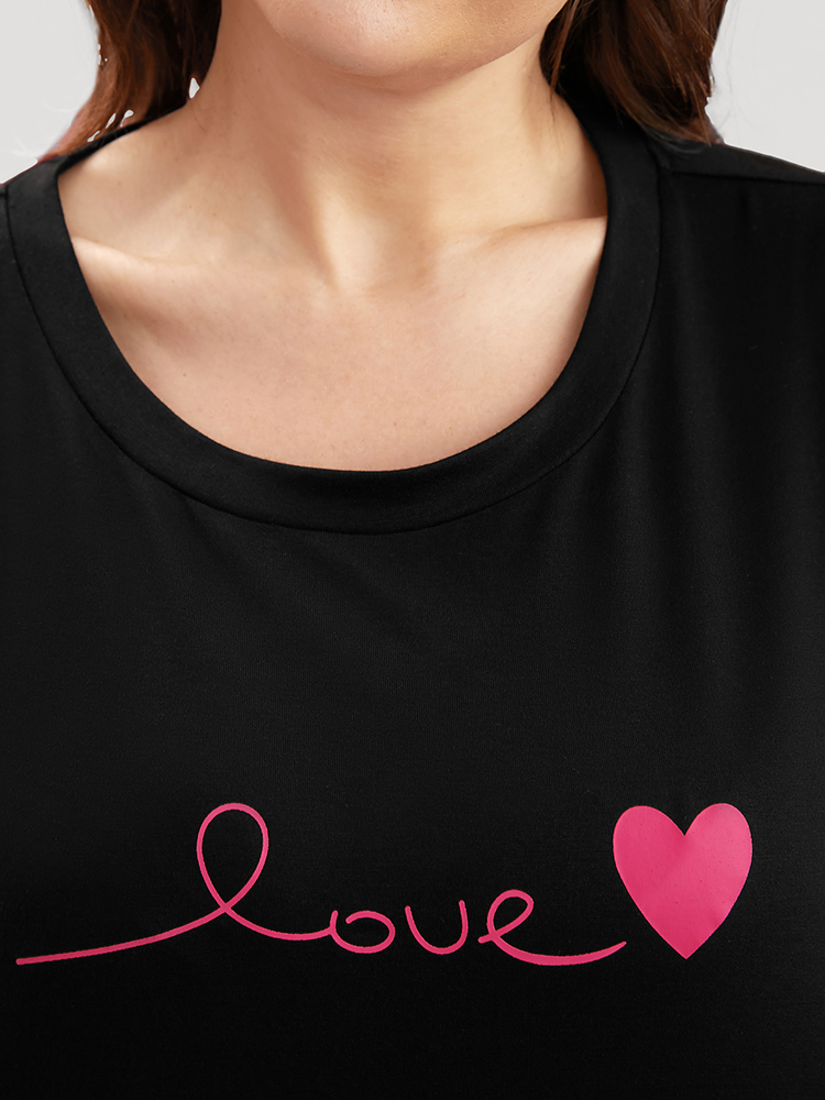 

Plus Size Heart & Letter Print Round Neck Sleep Top Black Heart Print Short sleeve Round Neck Dailywear Casual  Bloomchic