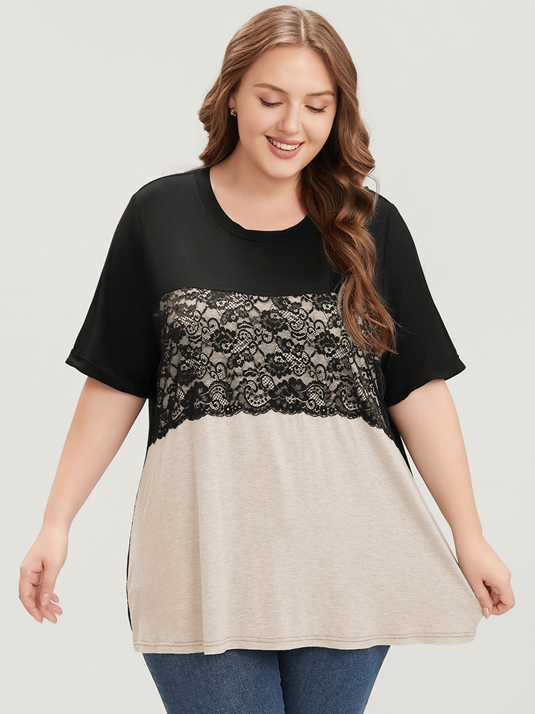 Plus Size Women Dailywear Colorblock Contrast Regular Sleeve Short sleeve Round Neck Elegant T-shirts BloomChic 