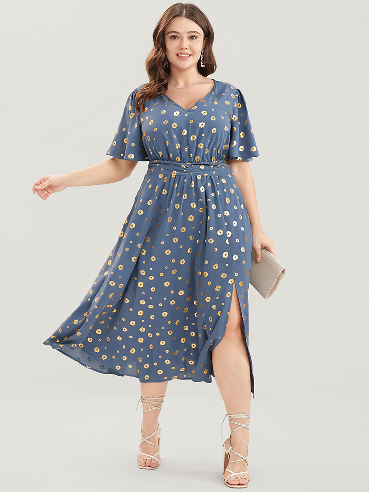 

Plus Size Floral Print V Neck Ruched Pocket Ruffles Split Hem Dress Stone Women Glamour Pocket V-neck Short sleeve Curvy Midi Dress BloomChic