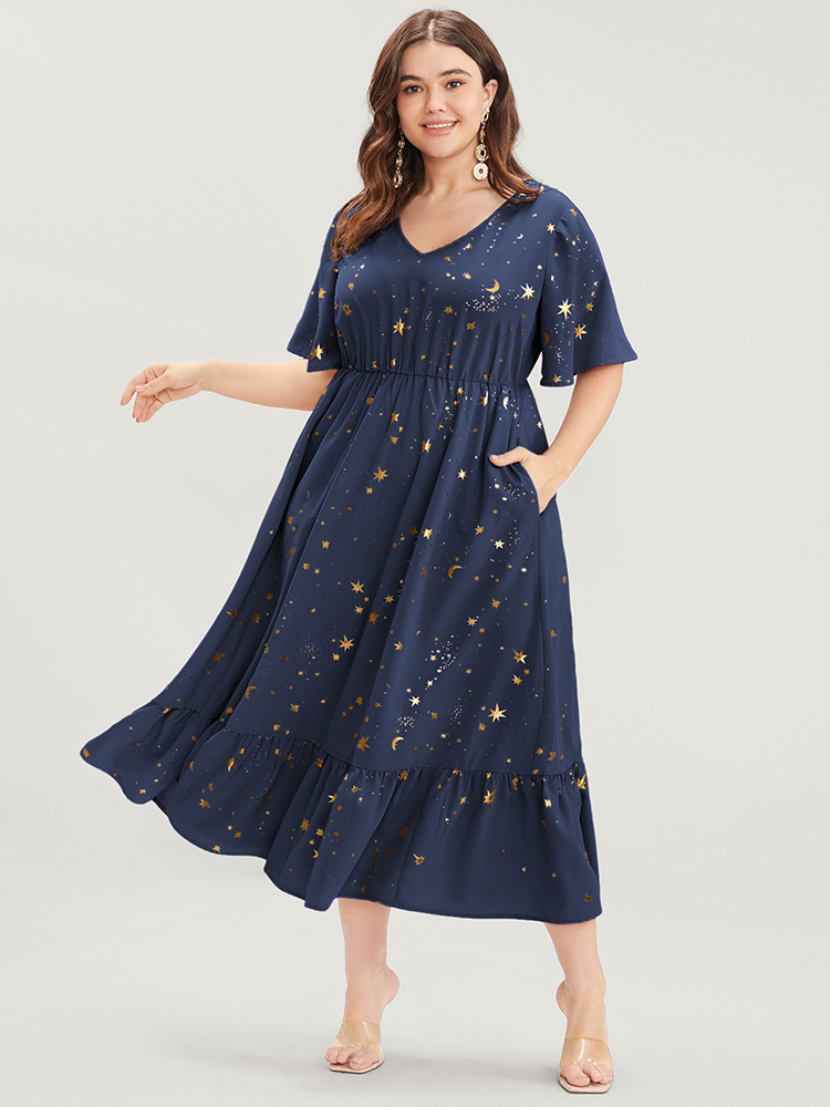 

Plus Size Moon And Star Pocket V Neck Flutter Hem Dress Navy Women Glamour Pocket V-neck Short sleeve Curvy Midi Dress BloomChic