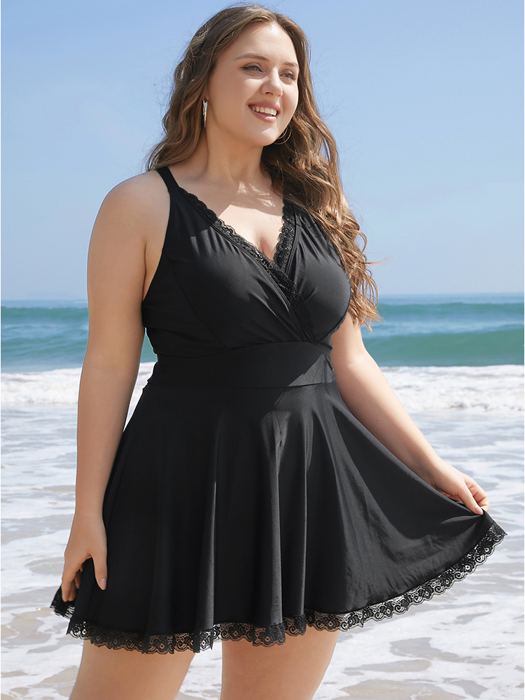 

Plus Size Lace Trim Wrap Crossover Back Ruffles Swim Dress Women's Swimwear Black Vacation Bodycon High stretch Curve Swim Dresses BloomChic