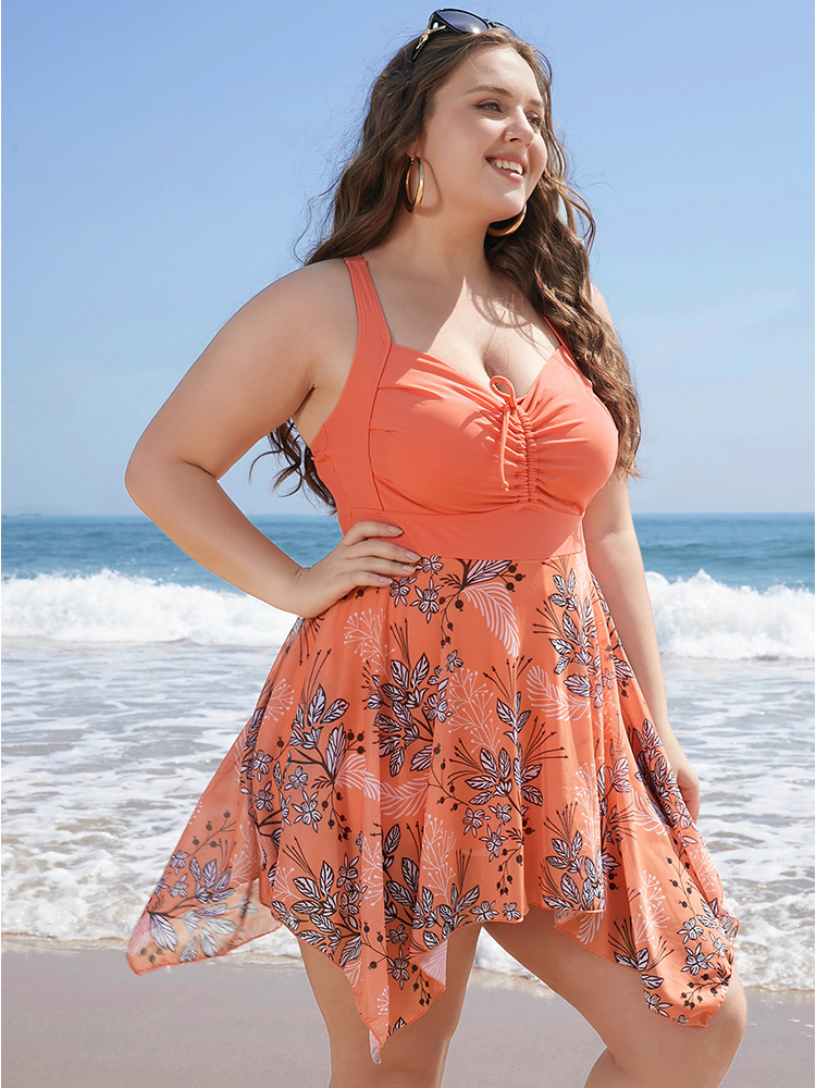 

Plus Size Floral Drawstring Crisscross Back Hanky Hem Swim Dress Women's Swimwear Salmon Beach Bodycon Heart neckline High stretch Curve Swim Dresses BloomChic