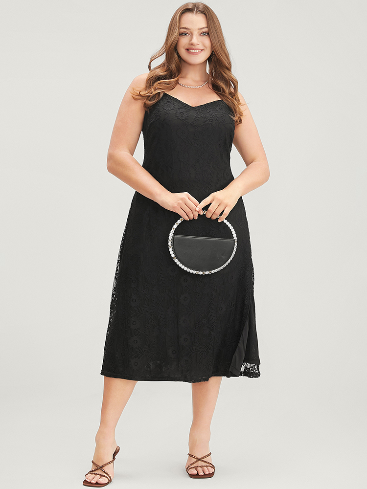Plus Size Solid Crochet Lace Split Hem Cami Dress Black Women Glamour Spaghetti Strap Sleeveless Curvy Midi Dress BloomChic 14-16/1X 