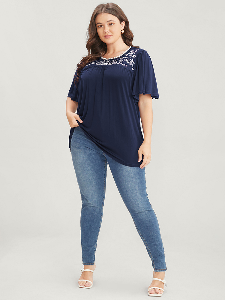 

Plus Size Floral Embroidered Ruffle Sleeve Keyhole Round Neck T-shirt Midnight Round Neck Short sleeve Elegant Jersey Tops