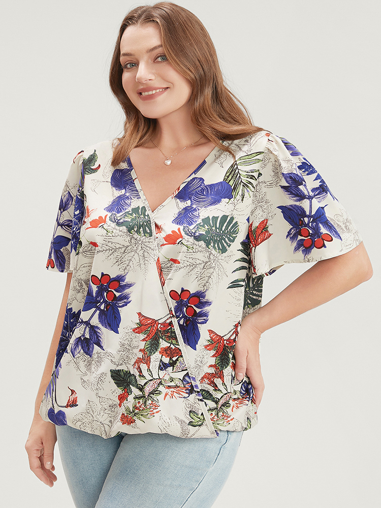 Plus Size Women Dailywear Plants Elastic Waist Ruffle Sleeve Short sleeve V-neck Vacation Blouses BloomChic 