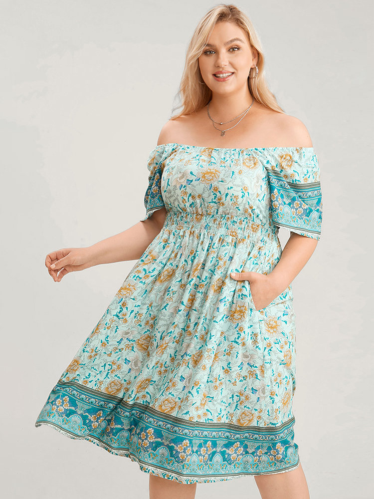 

Plus Size Bandana Print Square Neck Pocket Ruffles Shirred Dress Turquoise Women Vacation Pocket Square Neck Short sleeve Curvy Knee Dress BloomChic