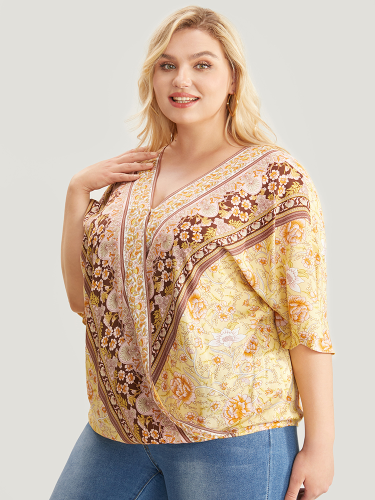 Plus Size Women Dailywear Bohemian Print Regular Sleeve Half Sleeve V-neck Vacation Blouses BloomChic 