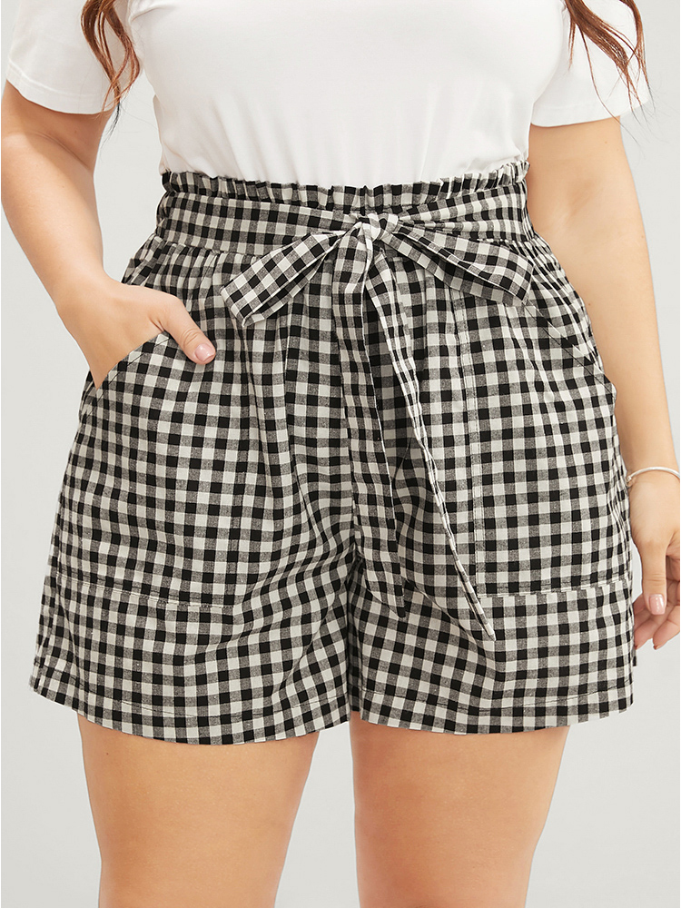 

Plus Size Gingham Print Pocket Knotted Front Shorts Women Multicolor Office Cross straps Loose Dailywear Shorts BloomChic