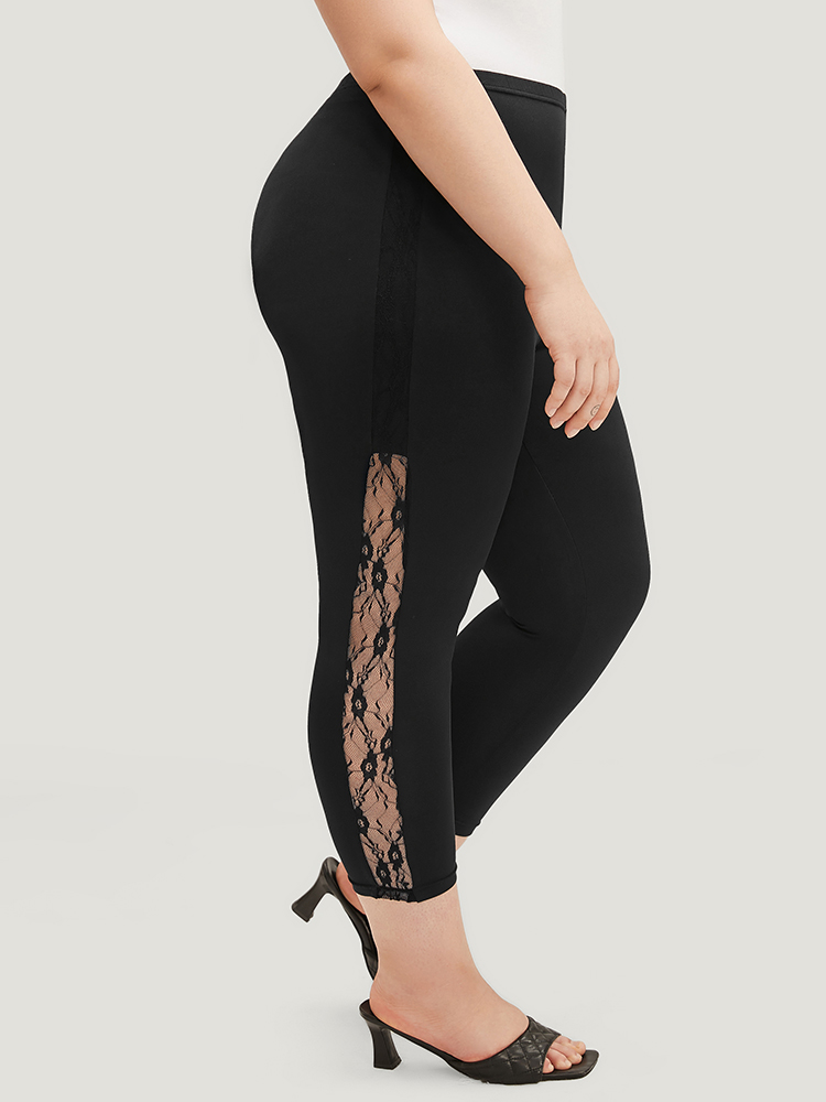 

Plus Size Solid Lace Insert Elastic Waist Skinny Leggings Women Black Elegant High stretch Skinny Mid Rise Dailywear Leggings BloomChic