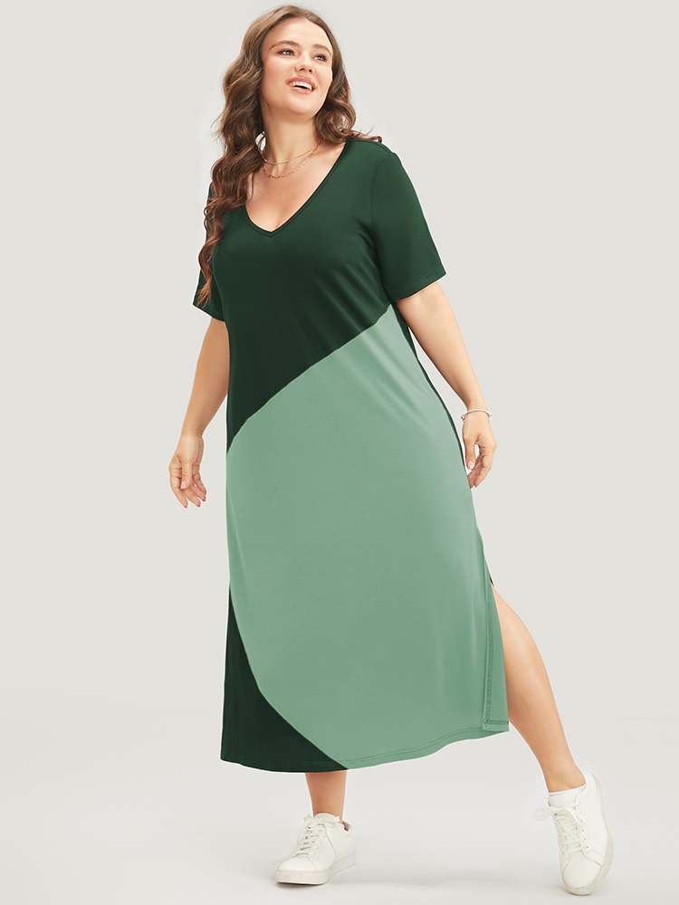 Plus Size Colorblock Contrast V Neck Pocket Split Hem Dress Green Women Casual Contrast V-neck Short sleeve Curvy Midi Dress BloomChic 30/6X 