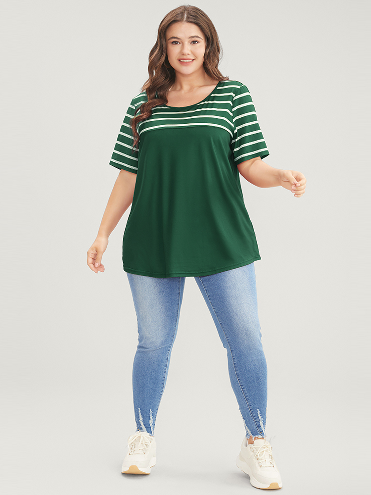 Plus Size Women Dailywear Striped Regular Sleeve Short sleeve Round Neck Casual T-shirts BloomChic 