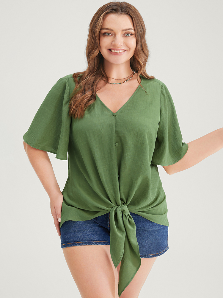 

Plus Size Emerald Plain Ruffle Sleeve Knot Front Button Detail Blouse Women Casual Short sleeve V-neck Dailywear Blouses BloomChic