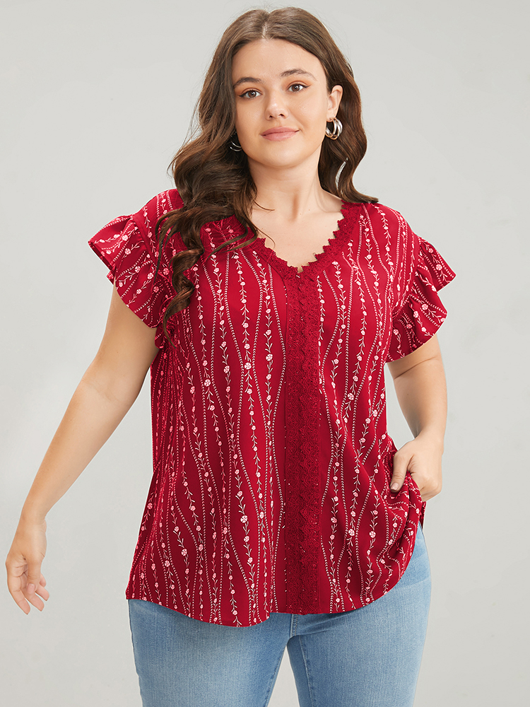 

Plus Size Scarlet Floral Contrast Lace Ruffle Trim Blouse Women Elegant Short sleeve V-neck Dailywear Blouses BloomChic