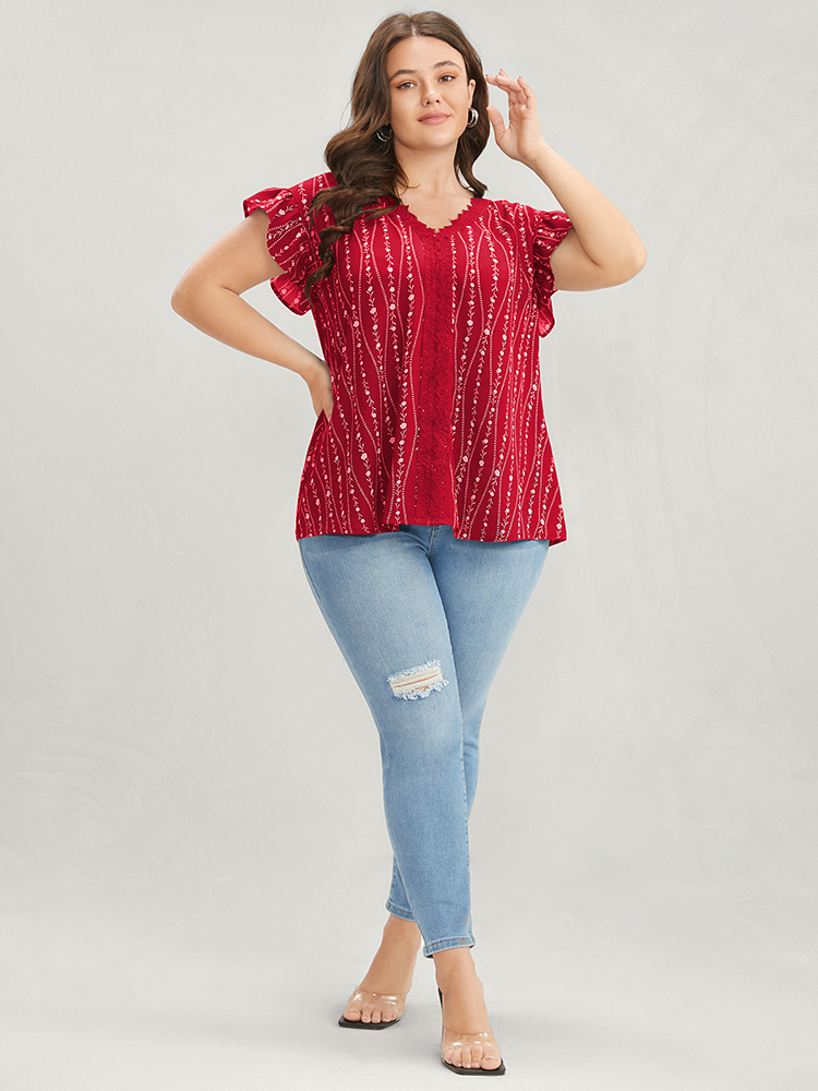 Plus Size Scarlet Floral Contrast Lace Ruffle Trim Blouse Women Elegant Short sleeve V-neck Dailywear Blouses BloomChic 12/L 