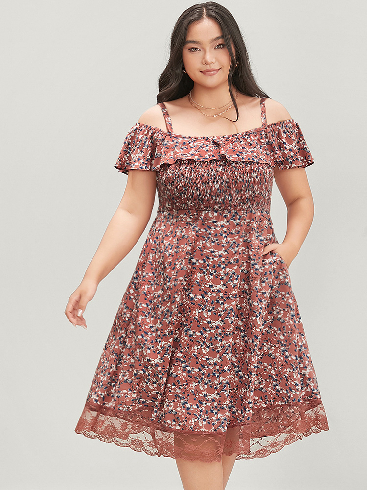 

Plus Size Ditsy Floral Cold Shoulder Shirred Pocket Ruffle Lace Hem Dress Salmon Women Elegant Adjustable Straps Cold Shoulder Short sleeve Curvy Knee Dress BloomChic