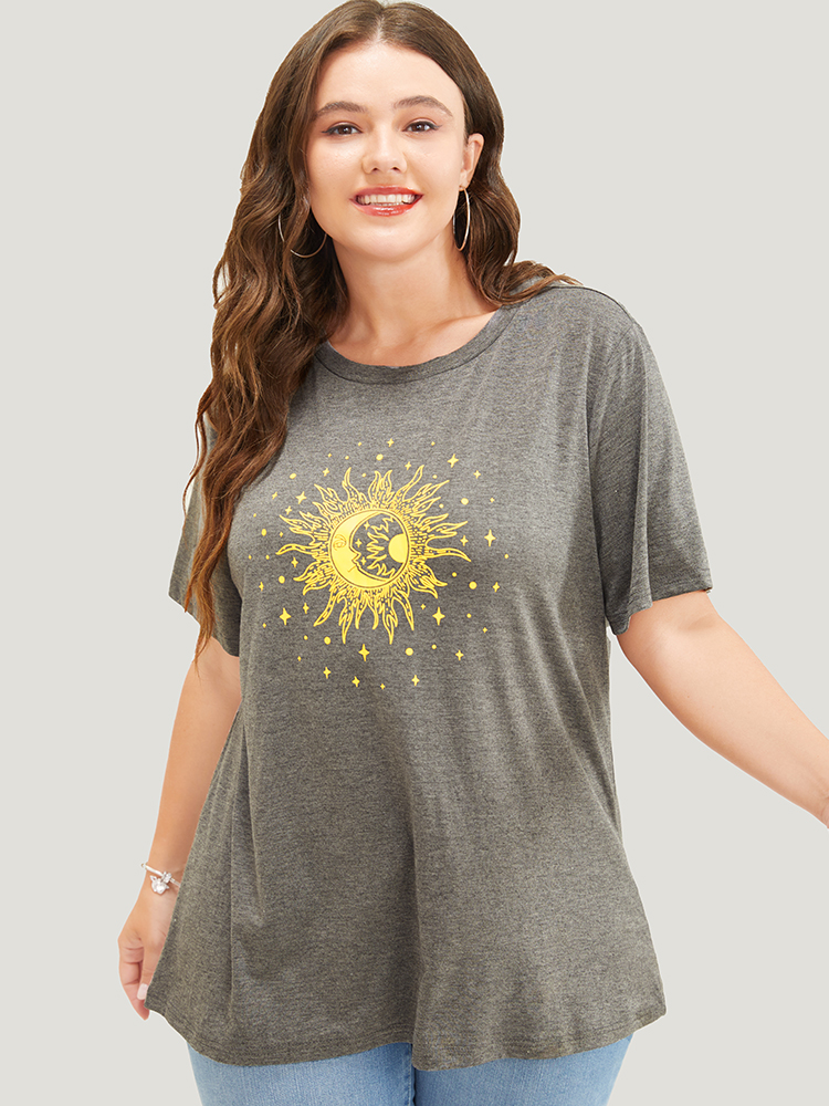 Plus Size Moon And Star Round Neck T-shirt DarkGray Women Casual Printed Star and moon Dailywear T-shirts BloomChic 12/L 