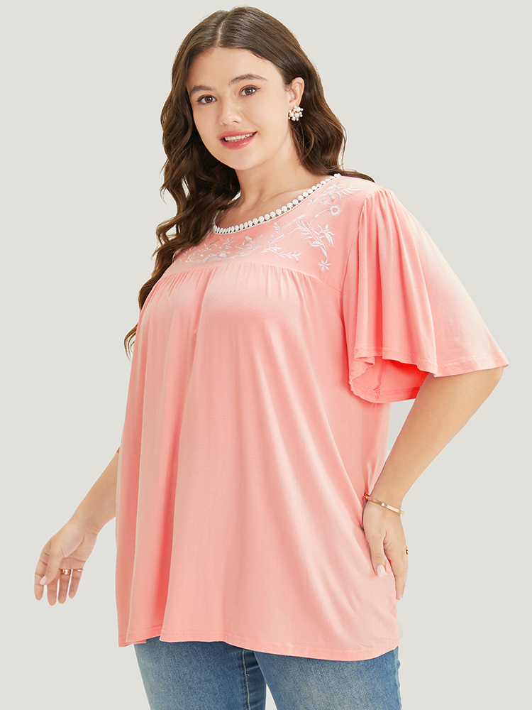 

Plus Size Floral Embroidered Ruffle Sleeve Keyhole Round Neck T-shirt Pink Round Neck Short sleeve Elegant Jersey Tops