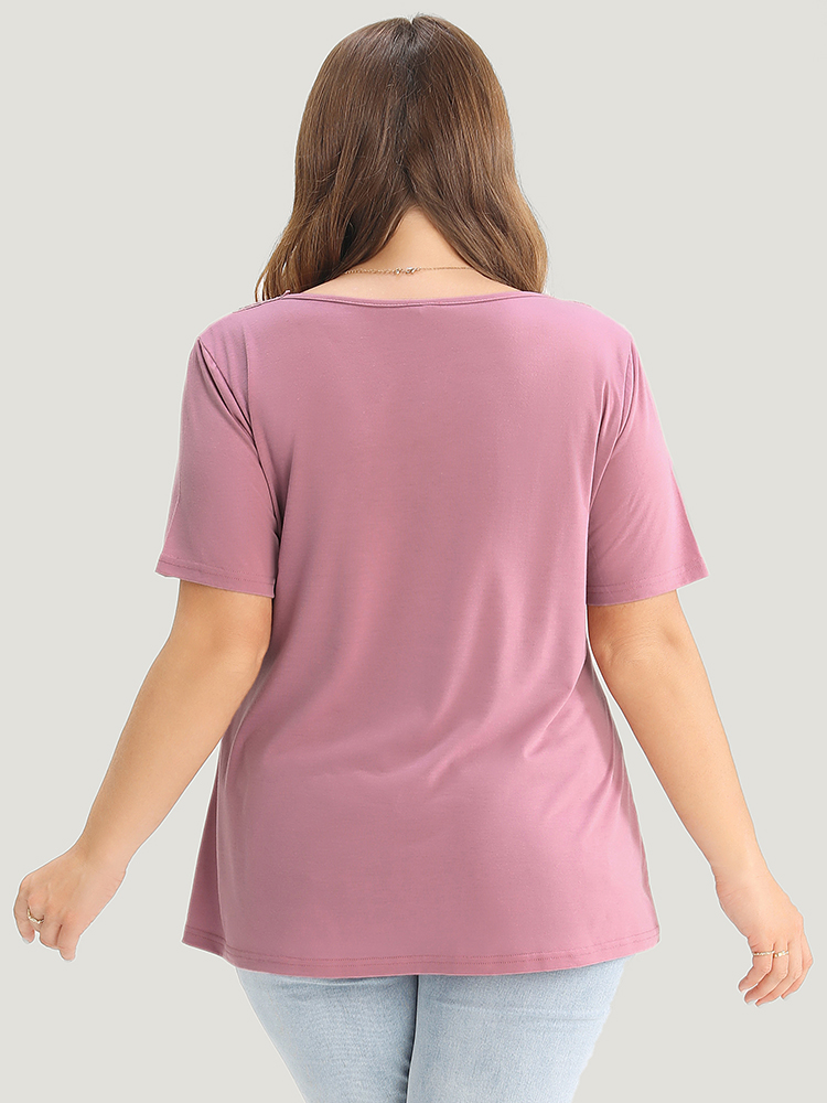 Plus Size Women Dailywear Plain Regular Sleeve Short sleeve Round Neck Elegant T-shirts BloomChic 
