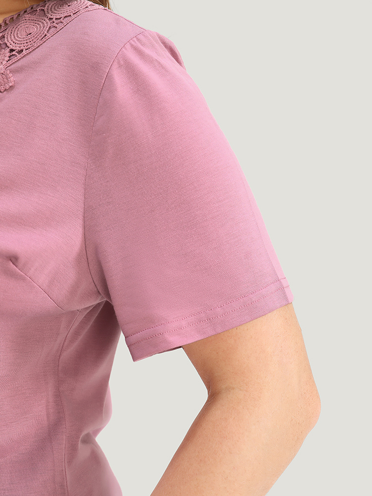 Plus Size Women Dailywear Plain Regular Sleeve Short sleeve Round Neck Elegant T-shirts BloomChic 