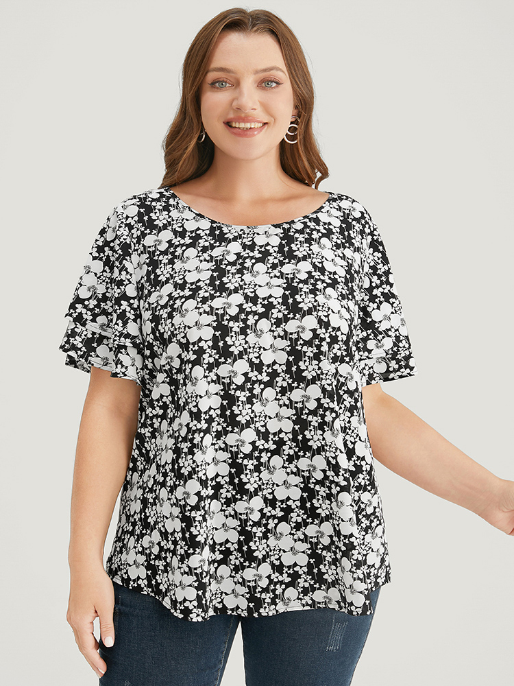 

Plus Size BlackFlower Ditsy Floral Tiered Sleeve Round Neck Ruffle Blouse Women Elegant Short sleeve Round Neck Dailywear Blouses BloomChic