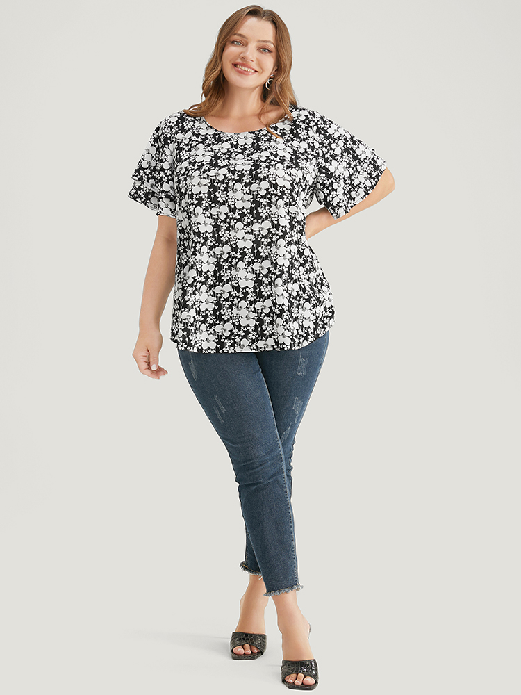 Plus Size Women Dailywear Ditsy Floral Ruffle Sleeve Short sleeve Round Neck Elegant Blouses BloomChic 