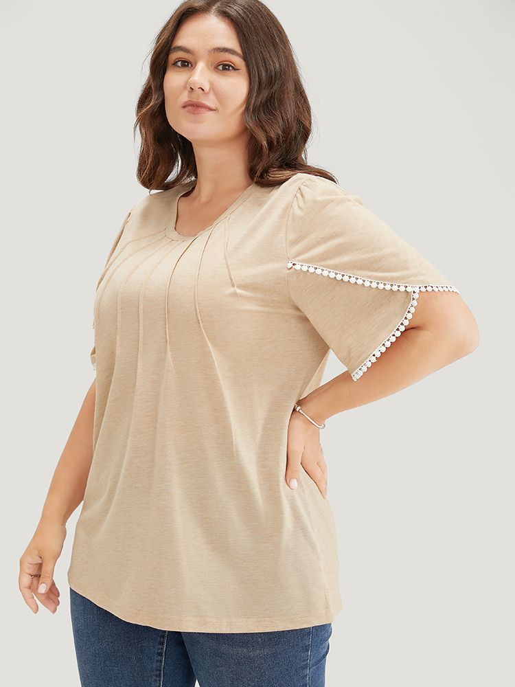 

Plus Size Solid Pleated Wrap Sleeve Pompom Trim T-shirt Tan Round Neck Short sleeve Elegant Jersey Tops