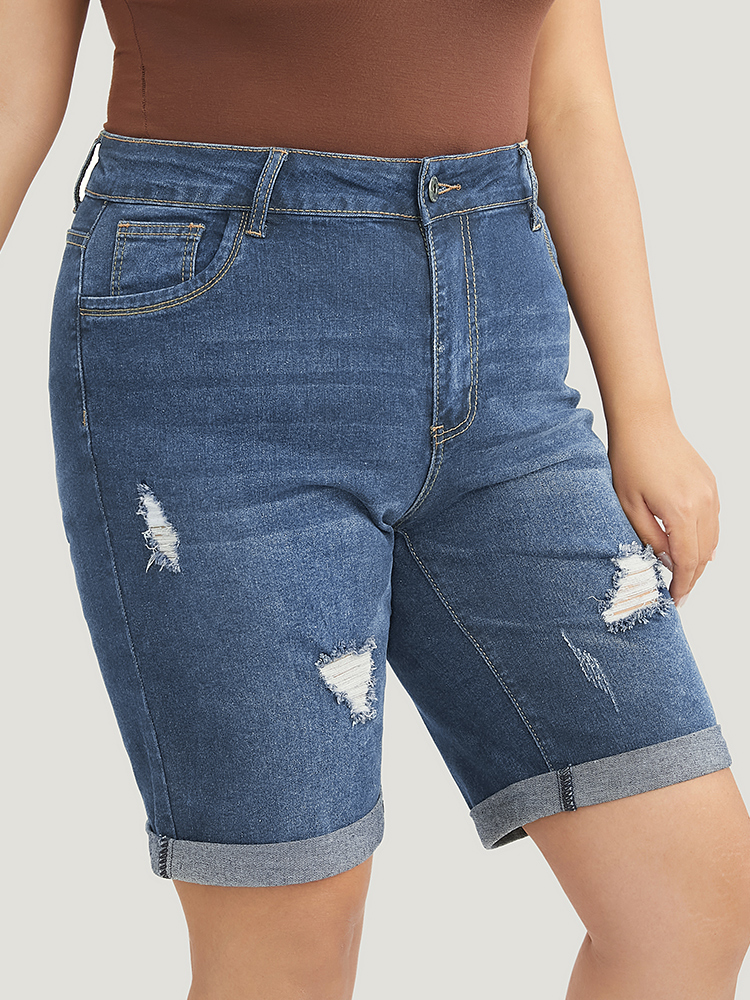 

Plus Size Slightly Stretchy High Rise Dark Wash Distressed Denim Shorts Women Stone Casual Plain Distressed Low stretch Pocket Jeans BloomChic