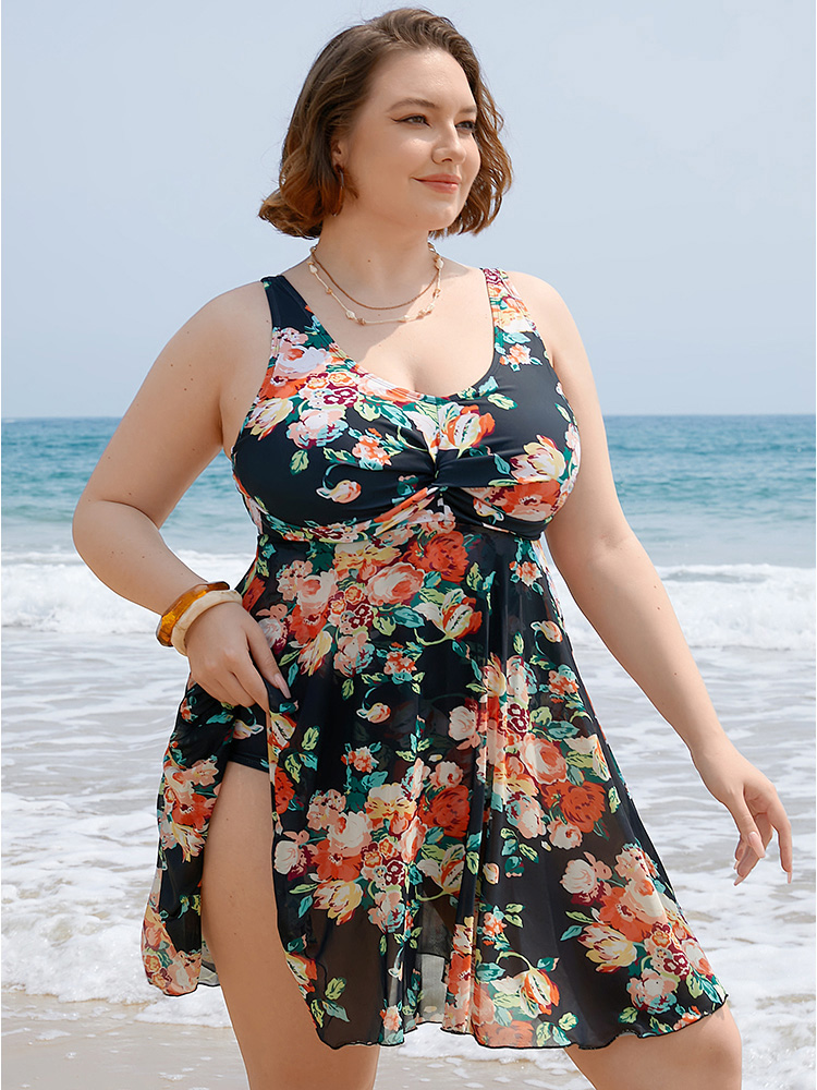 

Plus Size Floral Ruffle Hem Twist Ruched Swim Dress Women's Swimwear BlackFlower Vacation Bodycon V-neck High stretch Curve Swim Dresses BloomChic