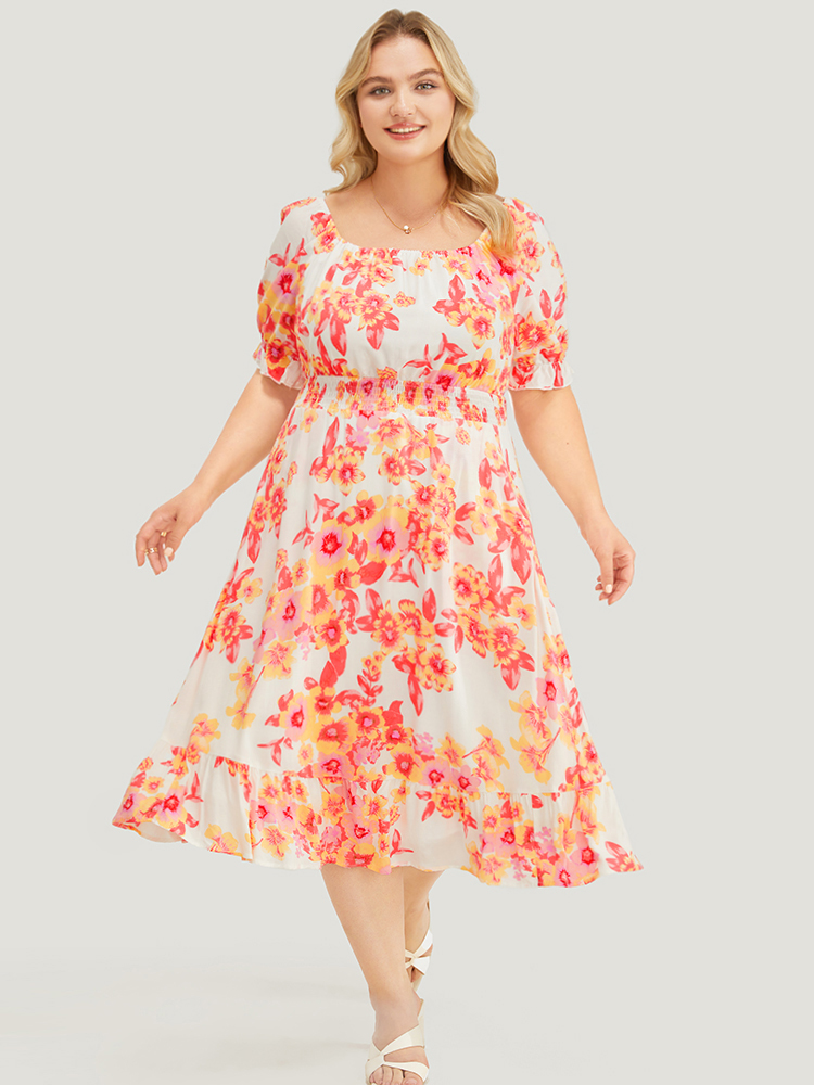 

Plus Size Floral Puff Sleeve Pocket Square Neck Shirred Dress Pink Women Elegant Pocket Square Neck Short sleeve Curvy Midi Dress BloomChic