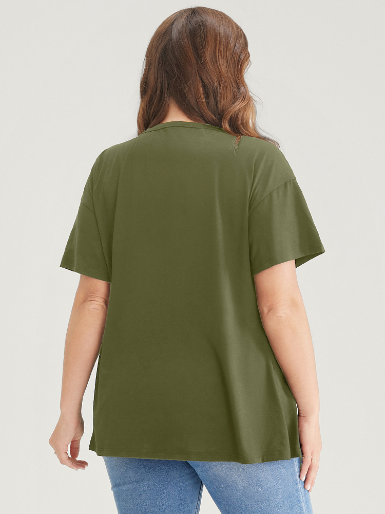 

Plus Size Plain Surplice Neck Button Detail T-shirt ArmyGreen Women Elegant Plain V-neck Dailywear T-shirts BloomChic