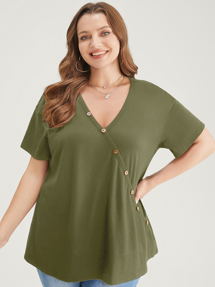 

Plus Size Plain Surplice Neck Button Detail T-shirt ArmyGreen Women Elegant Plain V-neck Dailywear T-shirts BloomChic