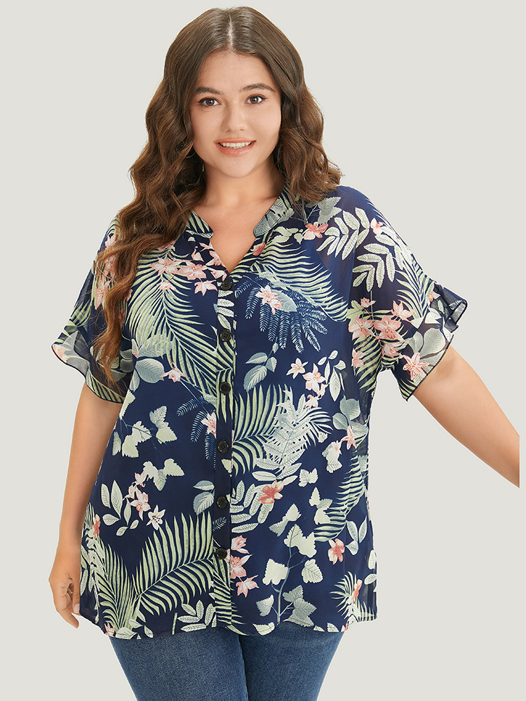 

Plus Size Tropical Print Notched Neck Button Up Blouse Indigo Short sleeve V-neck Vacation Shirts