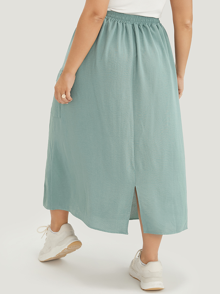 Plus Size Women Dailywear Plain Mid Rise Pocket Casual Shorts BloomChic 