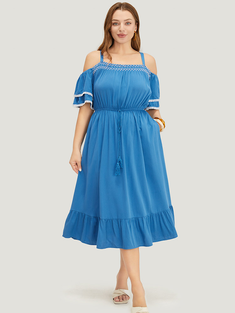 Plus Size Women Dailywear Plain Adjustable Straps Regular Sleeve Short sleeve Cold Shoulder Pocket Vacation Dresses BloomChic 