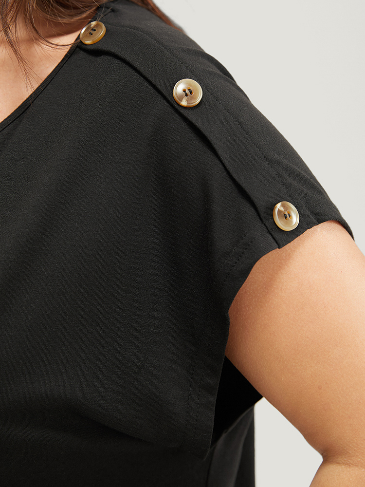 Plus Size Solid Button Detail Round Neck Batwing Sleeve T-shirt Black Women Casual Plain Round Neck Dailywear T-shirts BloomChic 22-24/3X 