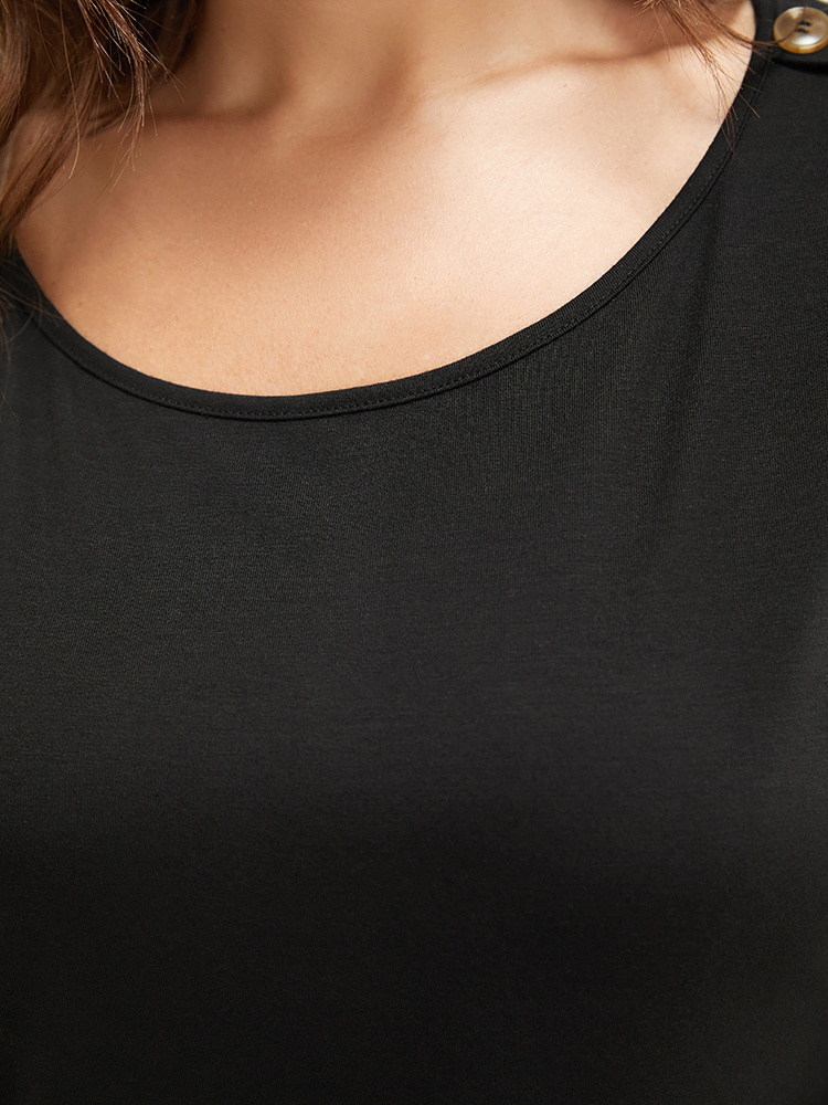 Plus Size Solid Button Detail Round Neck Batwing Sleeve T-shirt Black Women Casual Plain Round Neck Dailywear T-shirts BloomChic 22-24/3X 