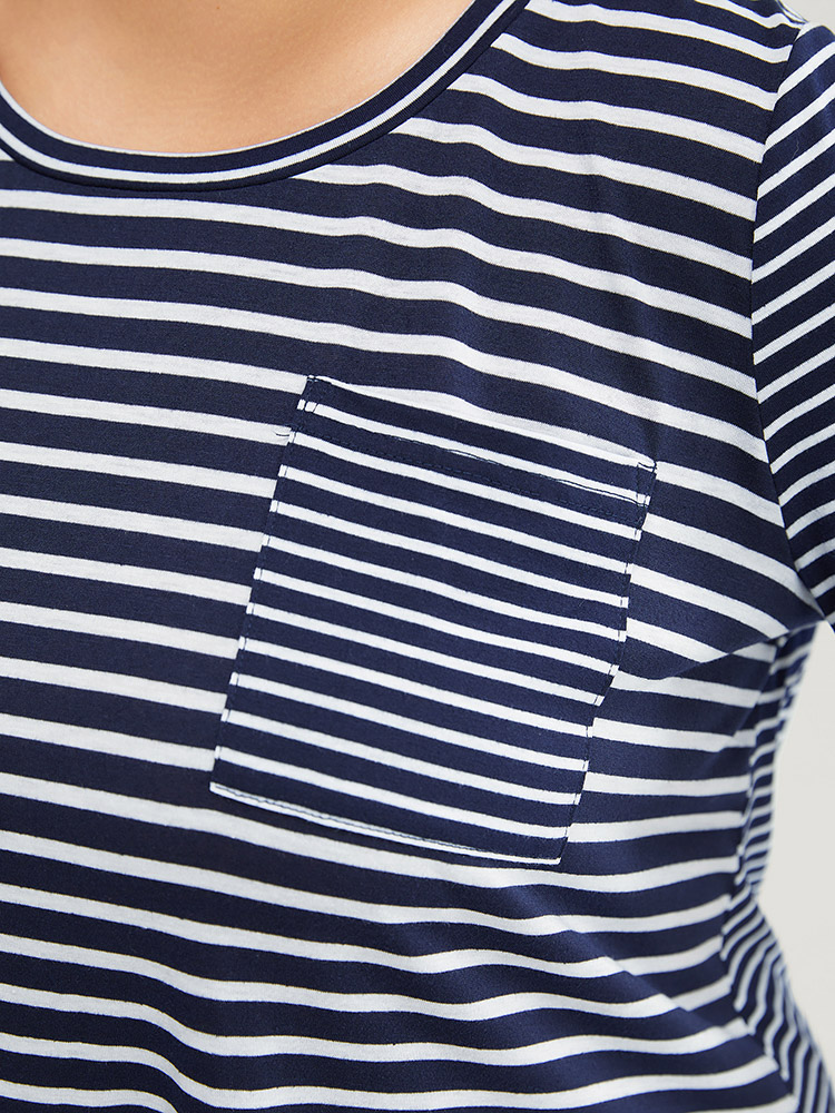 Plus Size Women Dailywear Striped Regular Sleeve Short sleeve Round Neck Casual T-shirts BloomChic 