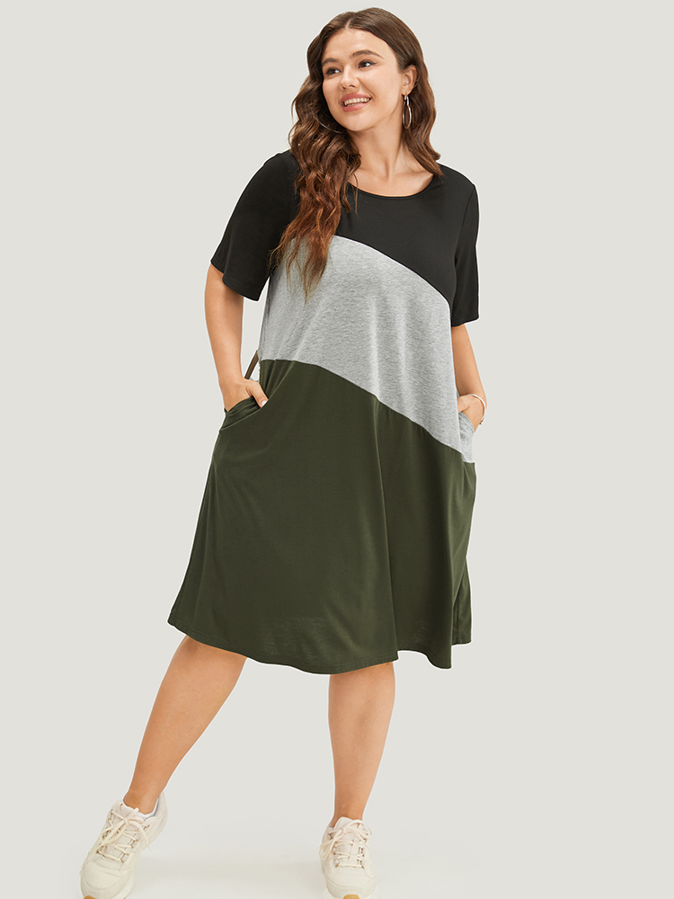 

Plus Size Colorblock Contrast Pocket Round Neck Knee Dress ArmyGreen Women Casual Contrast Round Neck Short sleeve Curvy Knee Dress BloomChic