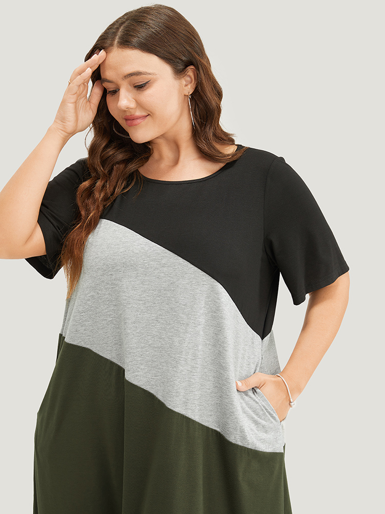 Plus Size Women Dailywear Colorblock Contrast Regular Sleeve Short sleeve Round Neck Pocket Casual Dresses BloomChic 