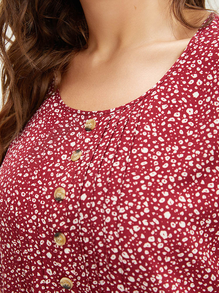 Plus Size Burgundy Ditsy Floral Pleated Front Button Detail Blouse Women Elegant Short sleeve Round Neck Dailywear Blouses BloomChic 26/4X 