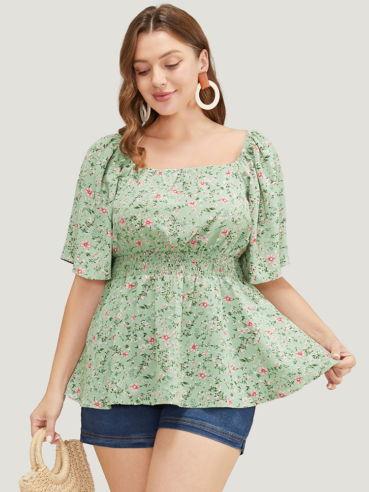 

Plus Size SpringGreen Ditsy Floral Shirred Flutter Sleeve Blouse Women Elegant Short sleeve Square Neck Dailywear Blouses BloomChic