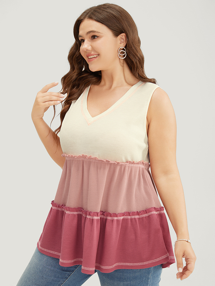 Plus Size Colorblock Contrast Frill Trim Ruffle Tiered Waffle Knit Tank Top Women Rouge Elegant Contrast V-neck Dailywear Tank Tops Camis BloomChic 18-20/2X 