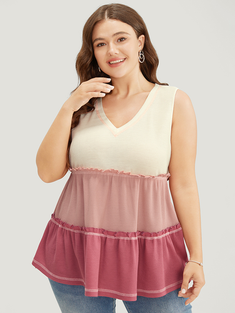 Plus Size Colorblock Contrast Frill Trim Ruffle Tiered Waffle Knit Tank Top Women Rouge Elegant Contrast V-neck Dailywear Tank Tops Camis BloomChic 18-20/2X 