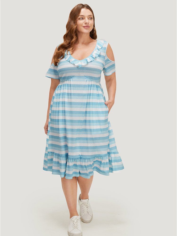 Plus Size Women Dailywear Striped Contrast Regular Sleeve Short sleeve Cold Shoulder Pocket Casual Dresses BloomChic 